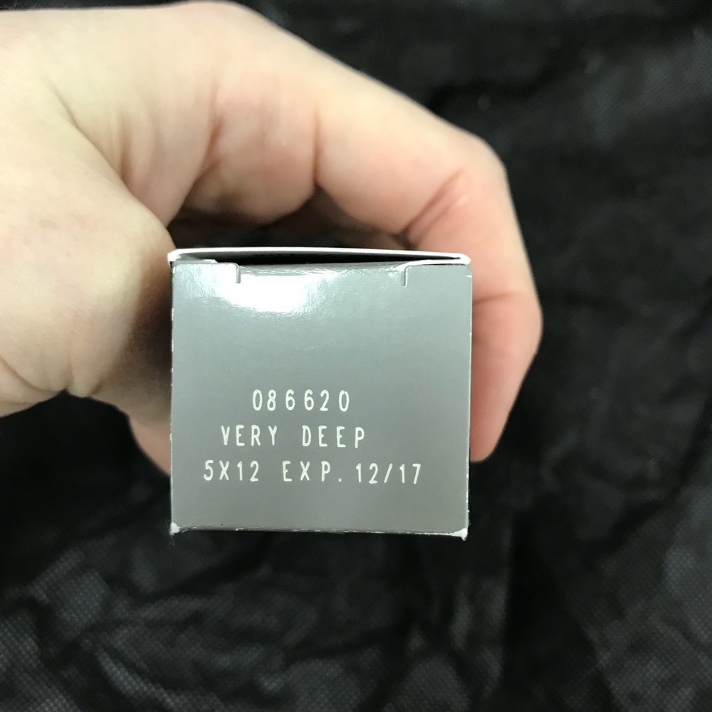 Complexion Correction Cream - Picture 2 of 4